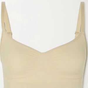 Skims Sculpting Bra size 4X/5X MICA